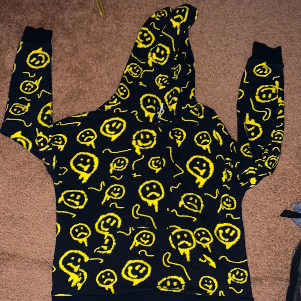 Smiley sweatshirt